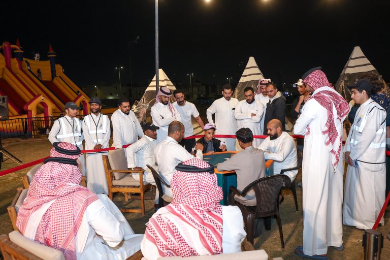 بطولة "ليالي الجيل الرمضانية للبلوت" تشهد تنافسًا قويًا بمشاركة 32 فريقًا وتكريم الفائزين من قبل نائب رئيس نادي الجيل