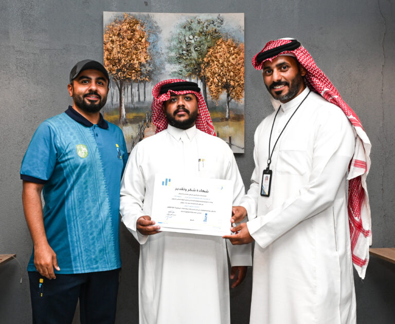 نادي الجيل يتعاون مع مؤسسة طموح الإعلامية لتقديم برنامج "أساسيات التصوير بالجوال"